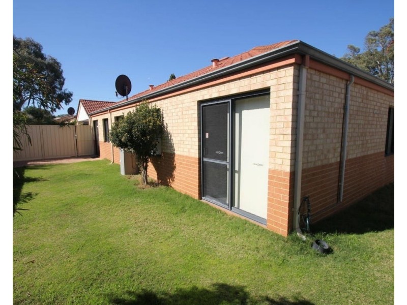 4/28 Holmesdale Road, Woodbridge WA 6056