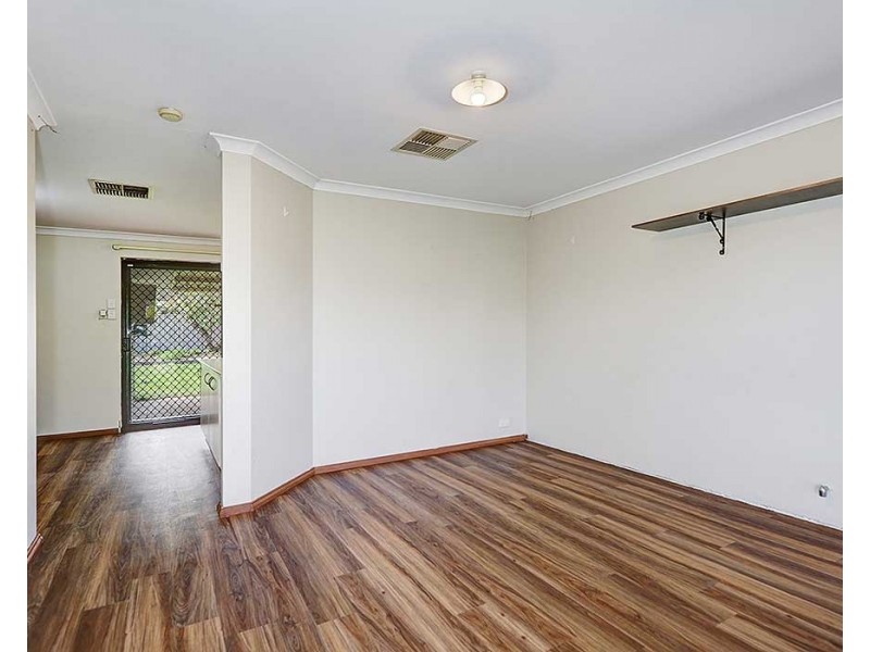 8 Spiers Place, Middle Swan WA 6056