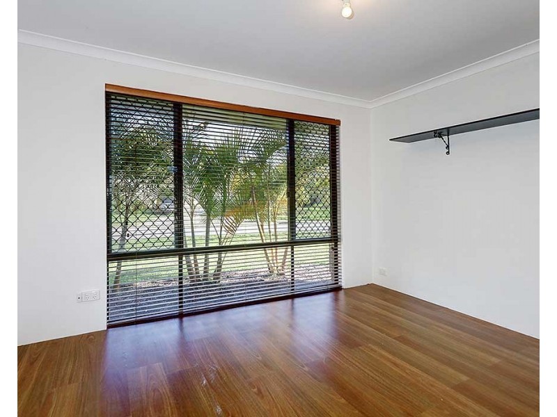 8 Spiers Place, Middle Swan WA 6056