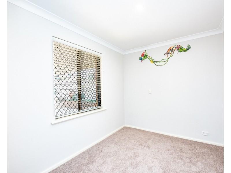4 Beete Place, Beechboro WA 6063