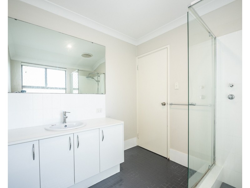 4 Beete Place, Beechboro WA 6063