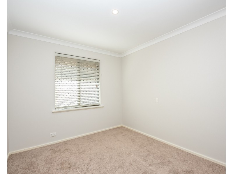4 Beete Place, Beechboro WA 6063