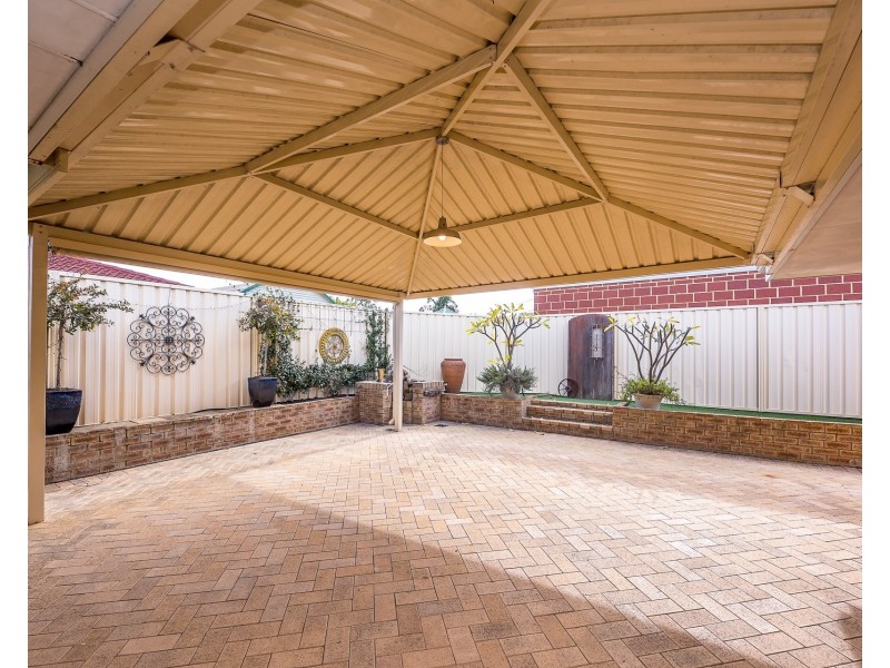 4 Beete Place, Beechboro WA 6063