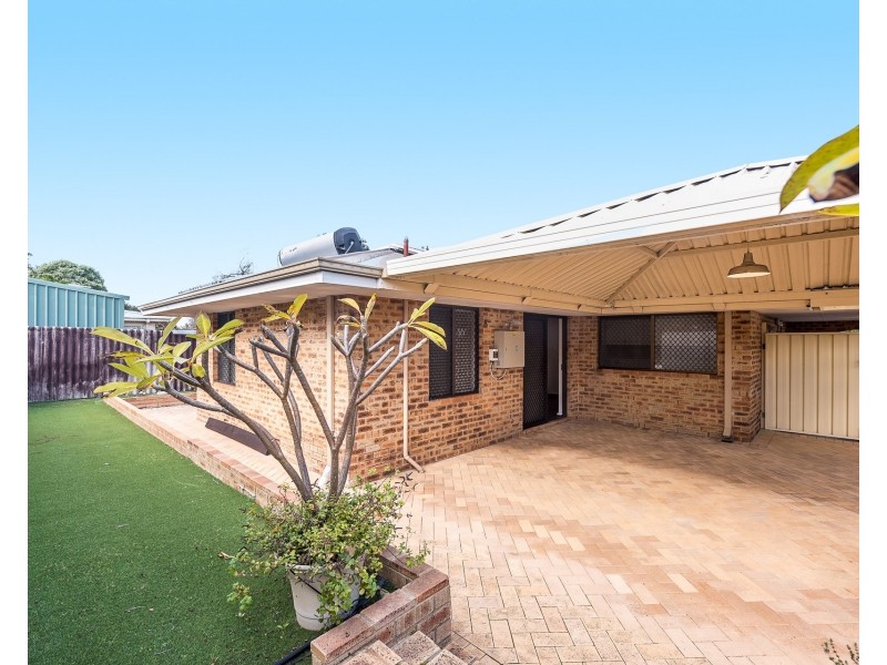 4 Beete Place, Beechboro WA 6063
