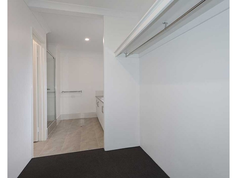 36 Spinosa Bvd, Forrestfield WA 6058