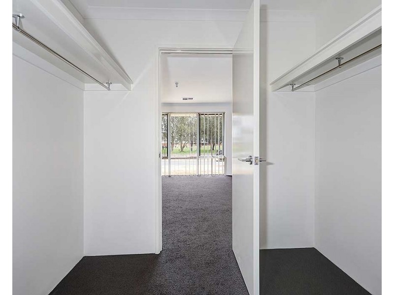 36 Spinosa Bvd, Forrestfield WA 6058