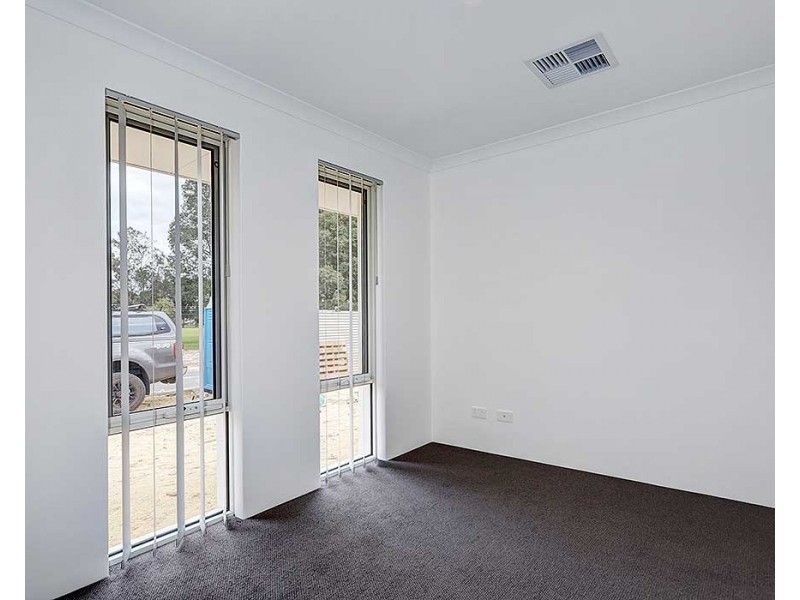36 Spinosa Bvd, Forrestfield WA 6058