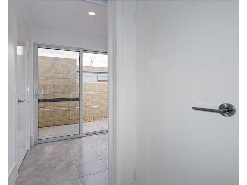 36 Spinosa Bvd, Forrestfield WA 6058