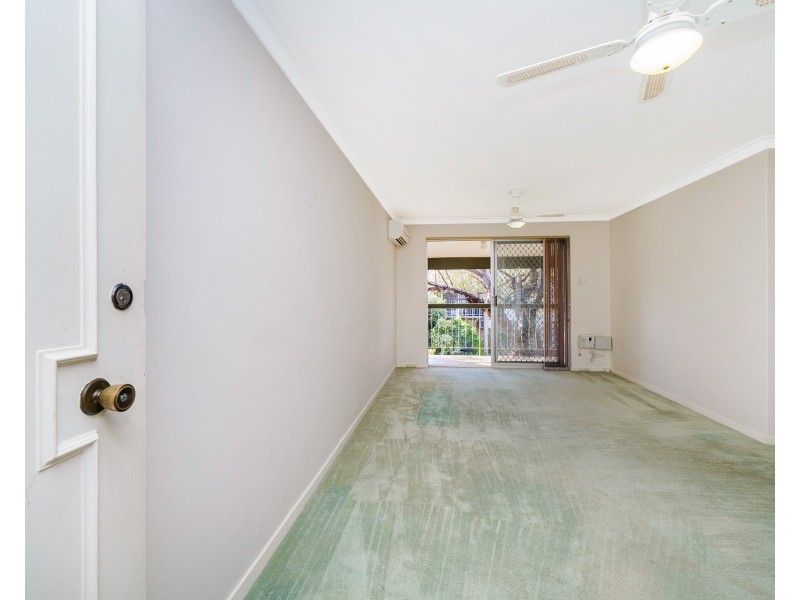 16/9 Clydesdale Street, Como WA 6152