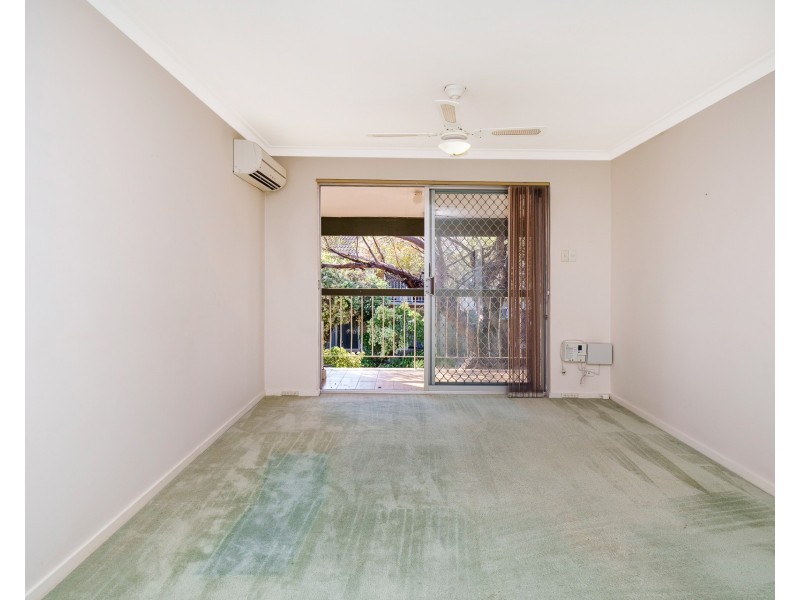 16/9 Clydesdale Street, Como WA 6152