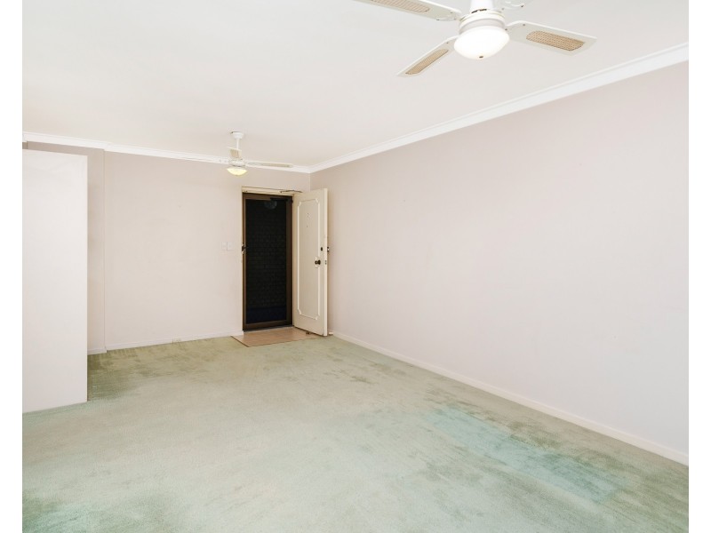 16/9 Clydesdale Street, Como WA 6152