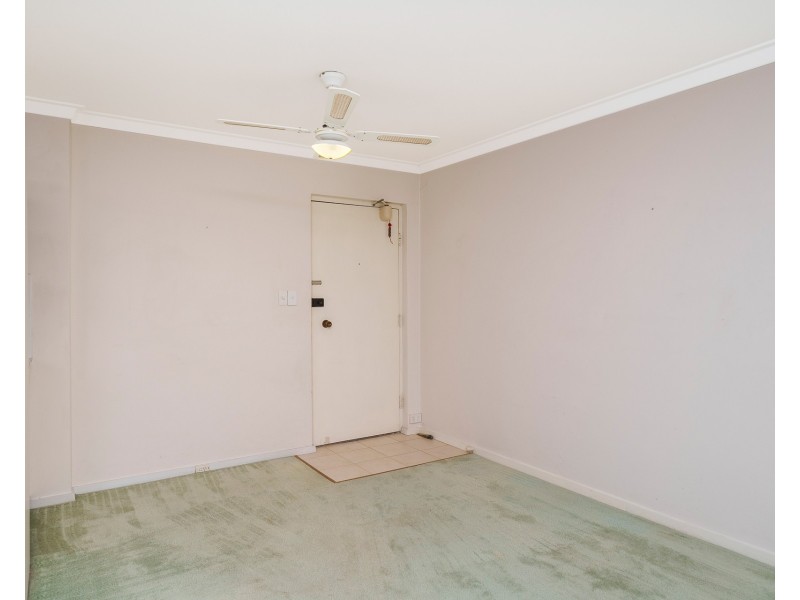 16/9 Clydesdale Street, Como WA 6152