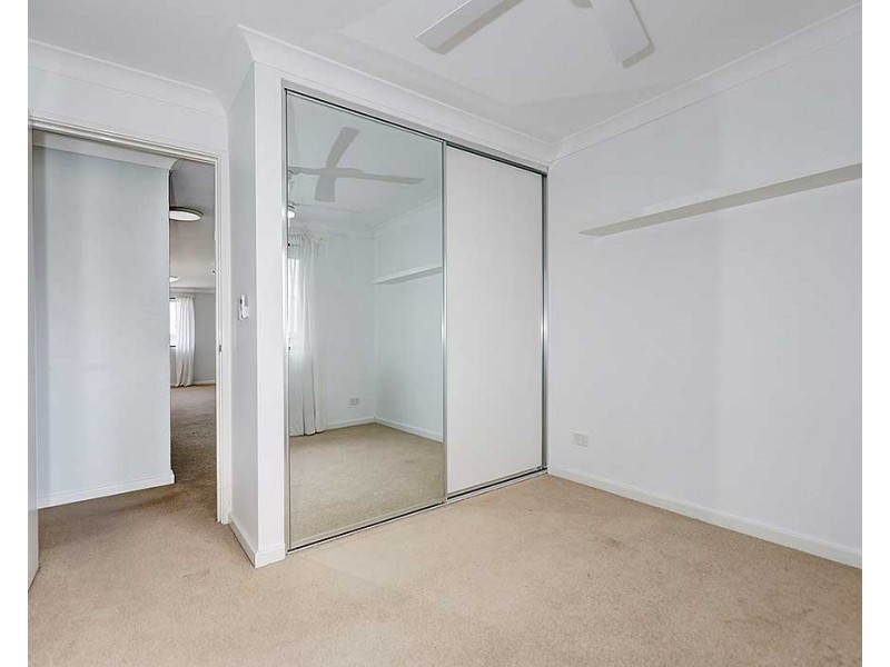 9/18 Whitlock Road, Queens Park WA 6107