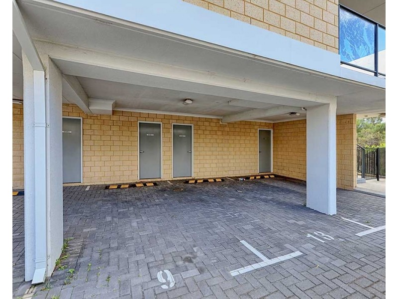 9/18 Whitlock Road, Queens Park WA 6107