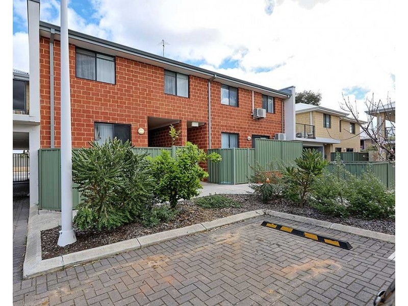 9/18 Whitlock Road, Queens Park WA 6107