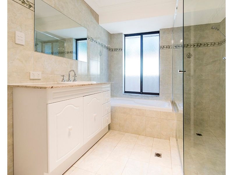 6 Dove Court, High Wycombe WA 6057