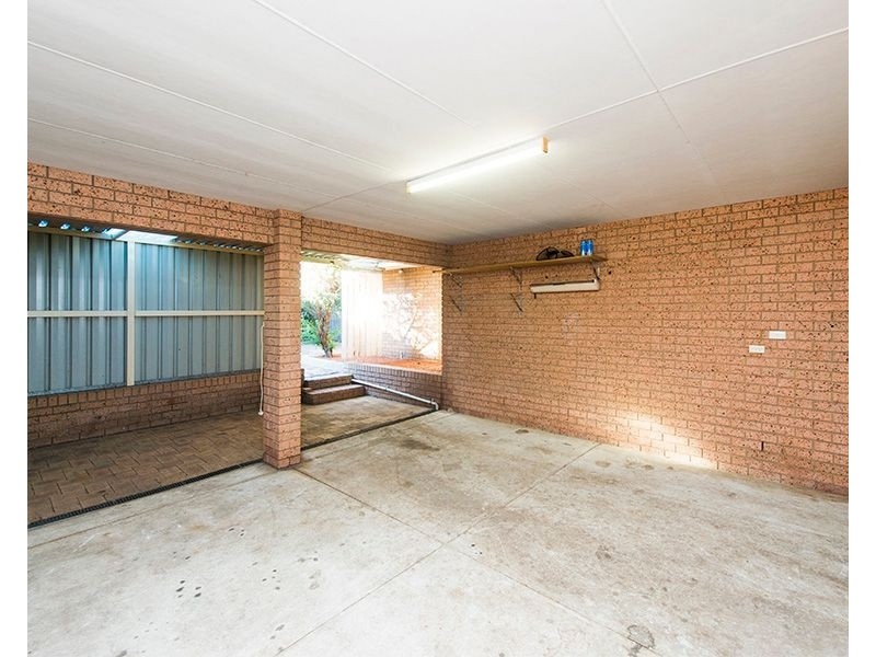 6 Dove Court, High Wycombe WA 6057