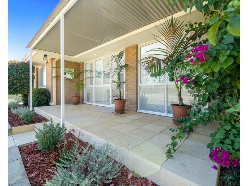 19 Birchington Street, Beckenham WA 6107