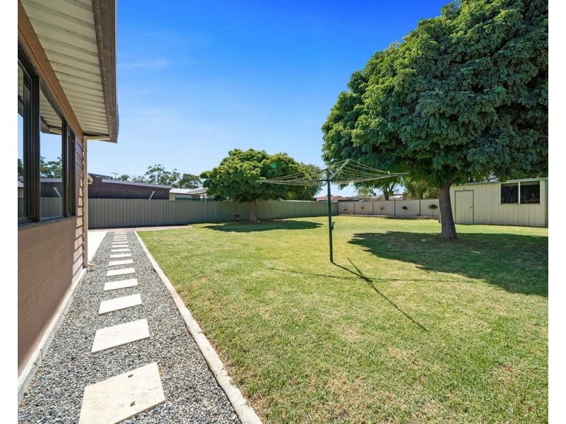 19 Birchington Street, Beckenham WA 6107