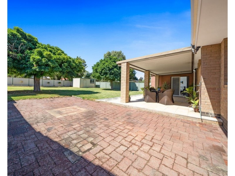 19 Birchington Street, Beckenham WA 6107