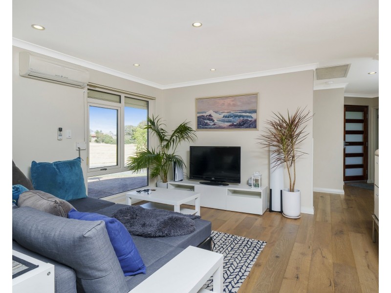 11/1-13 Higgins Way, Bayswater WA 6053