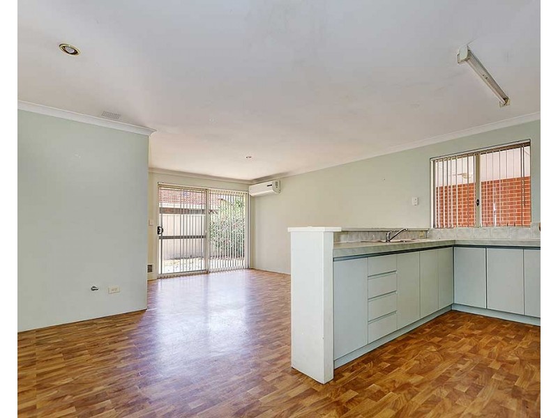 1/22 Wittenoom Road, High Wycombe WA 6057