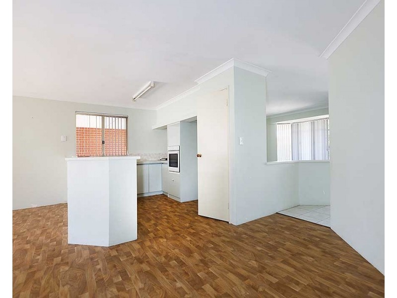 1/22 Wittenoom Road, High Wycombe WA 6057