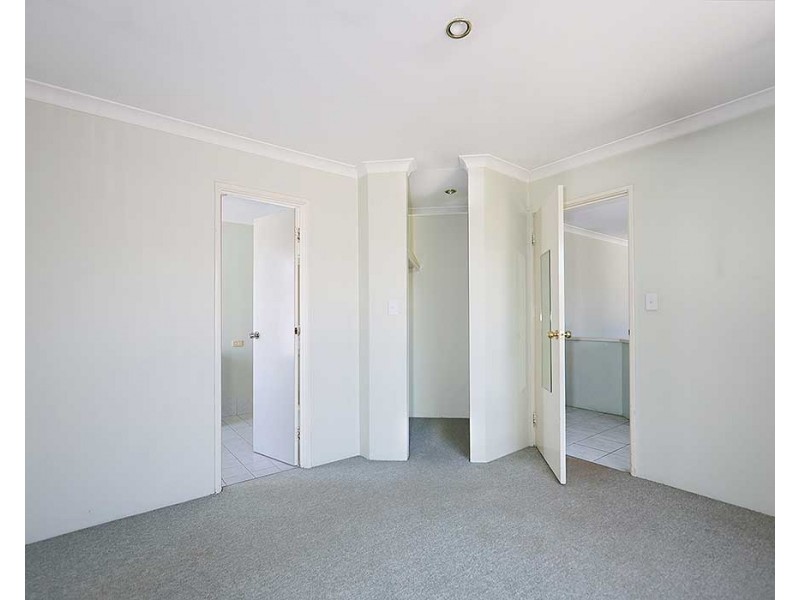 1/22 Wittenoom Road, High Wycombe WA 6057