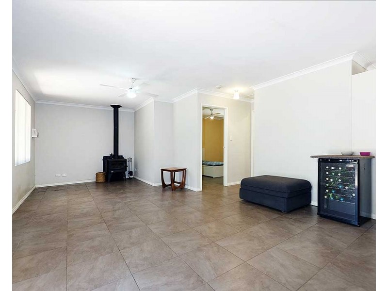 32 Kawina Road, Bickley WA 6076