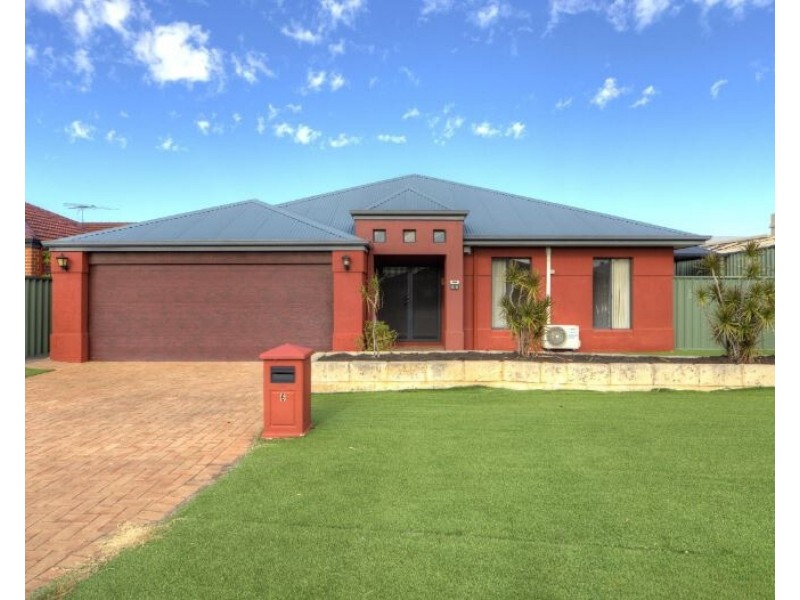 6 Elford Corner, High Wycombe WA 6057