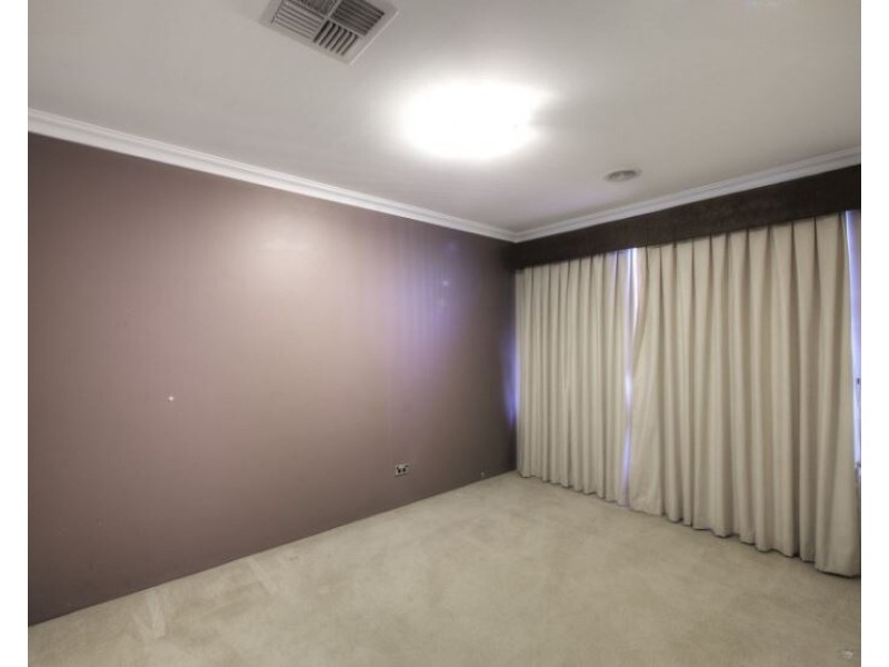 6 Elford Corner, High Wycombe WA 6057