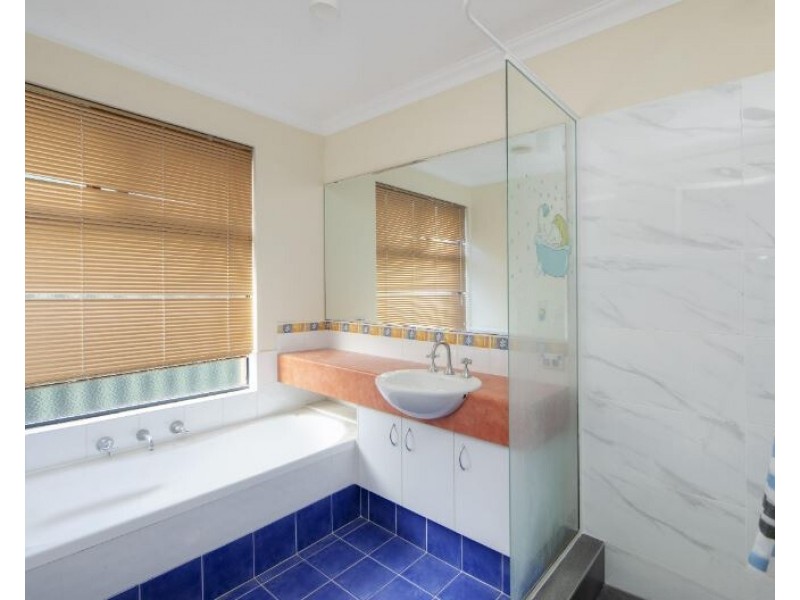 6 Elford Corner, High Wycombe WA 6057