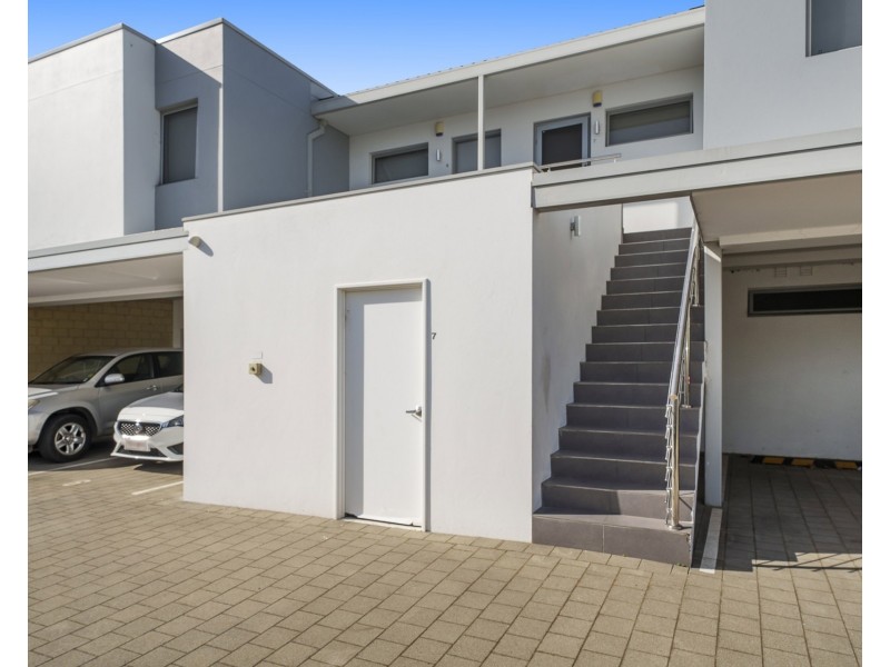 7/18 Elvire Street, Midland WA 6056