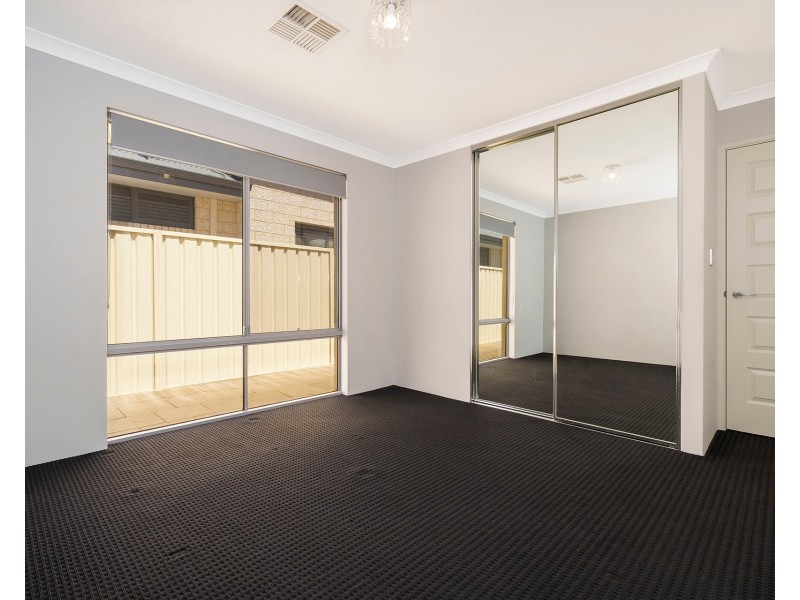 5 Seabrook Chase, Helena Valley WA 6056