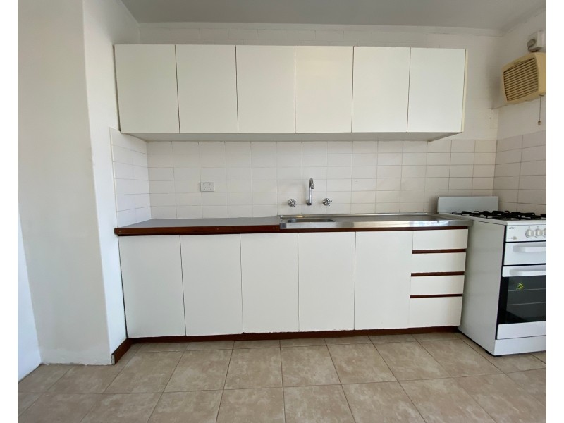 1/83 Phoenix Road, Spearwood WA 6163