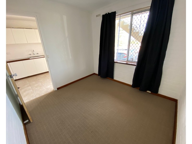 1/83 Phoenix Road, Spearwood WA 6163