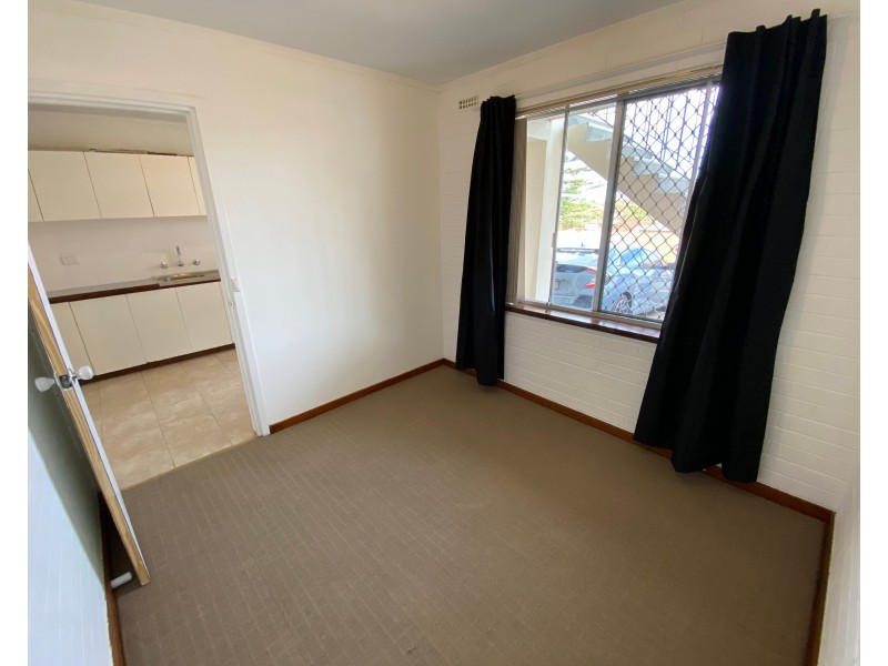 1/83 Phoenix Road, Spearwood WA 6163