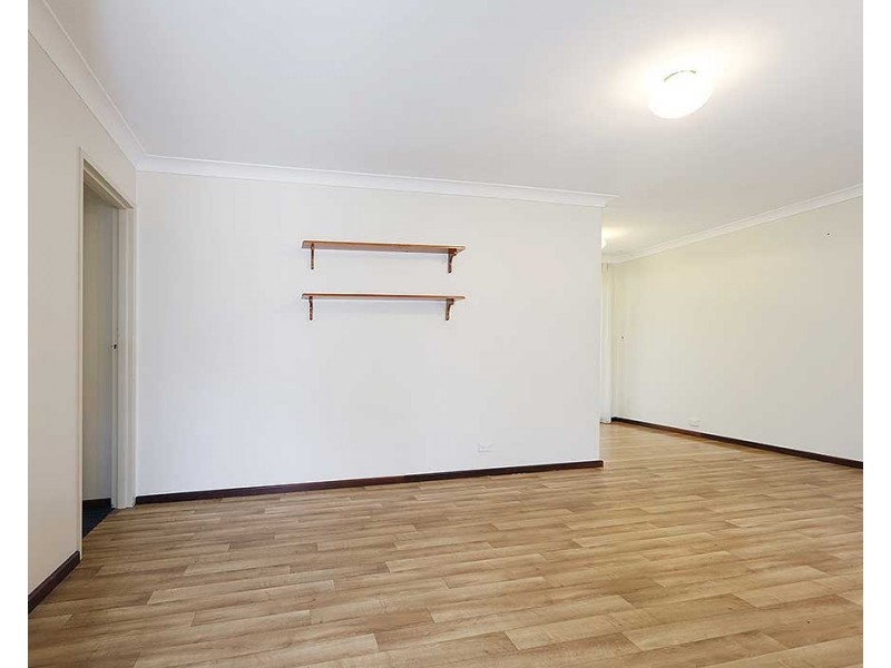 36 Ellesmere Road, Swan View WA 6056