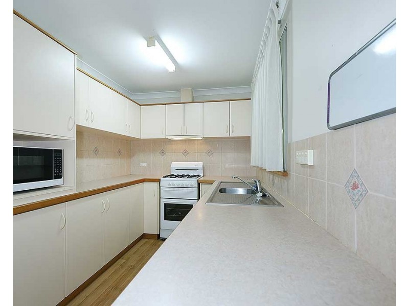 36 Ellesmere Road, Swan View WA 6056