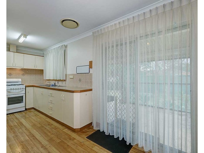 36 Ellesmere Road, Swan View WA 6056
