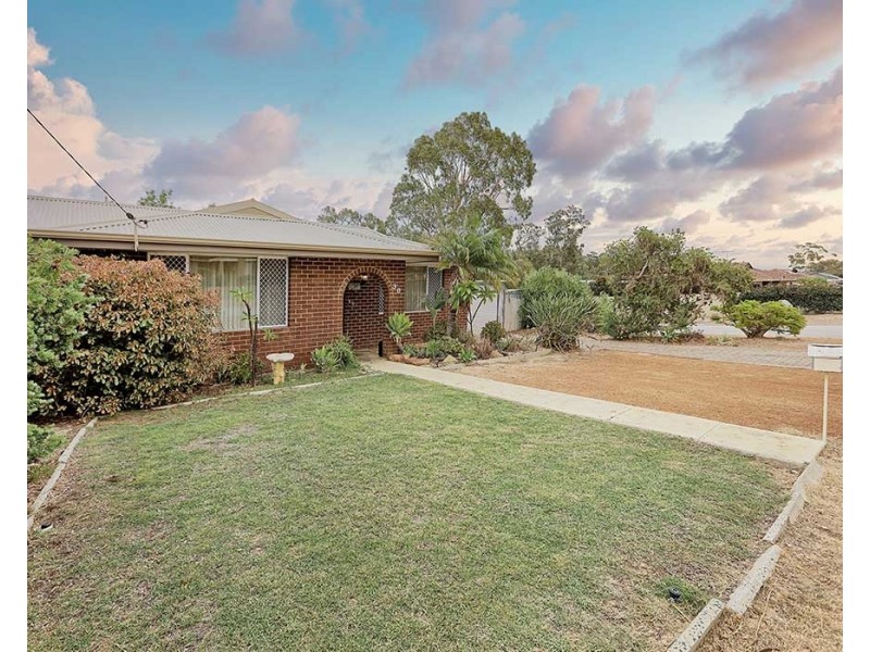 36 Ellesmere Road, Swan View WA 6056