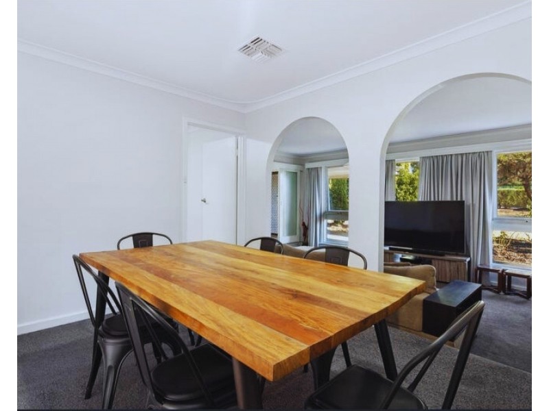 34 Heslop Road, Lesmurdie WA 6076