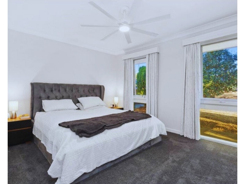 34 Heslop Road, Lesmurdie WA 6076