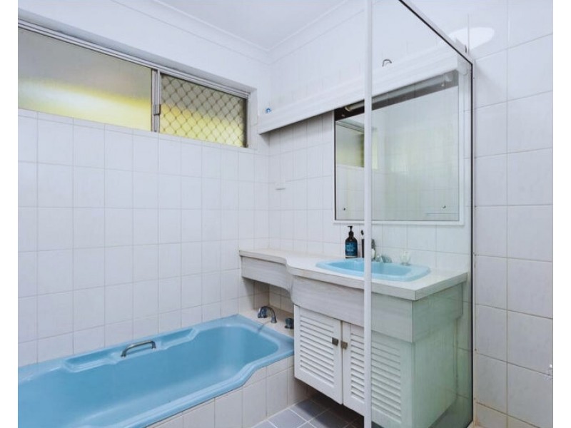 34 Heslop Road, Lesmurdie WA 6076