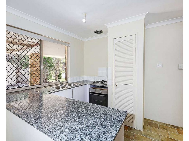 12 Kookaburra Way, Gosnells WA 6110