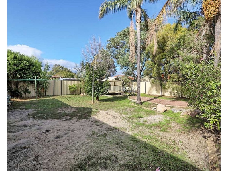 12 Kookaburra Way, Gosnells WA 6110