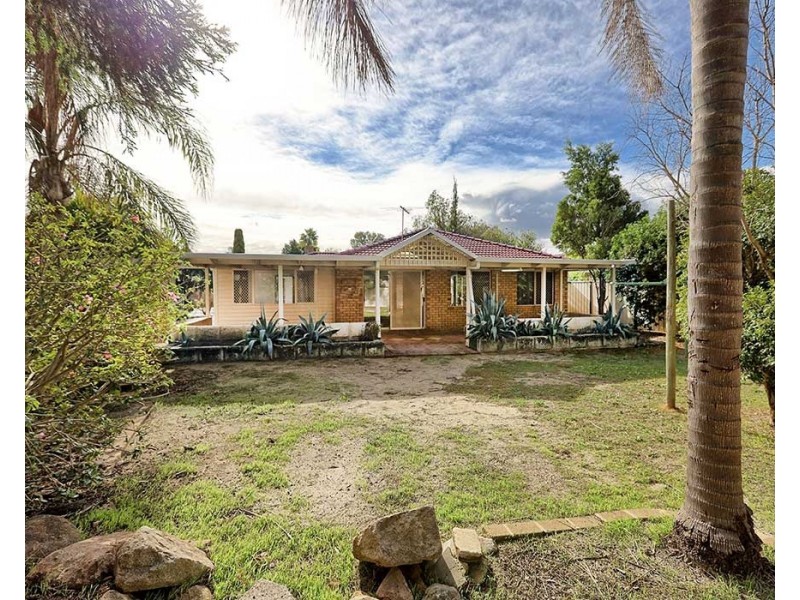 12 Kookaburra Way, Gosnells WA 6110