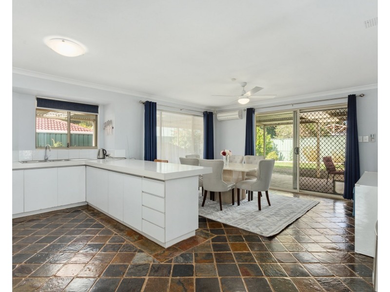 118 Stratton Boulevard, Stratton WA 6056