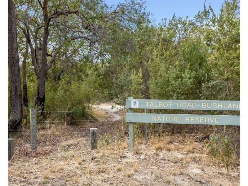 118 Stratton Boulevard, Stratton WA 6056