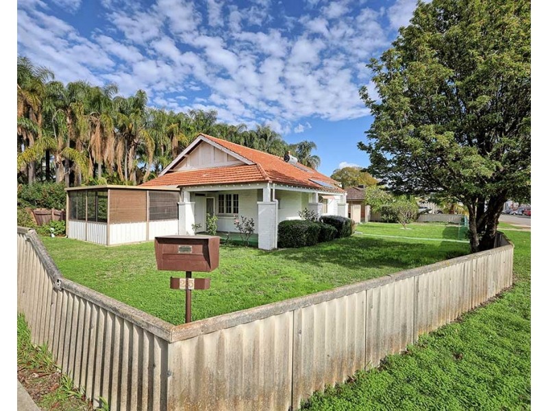 25 Kidman Avenue, South Guildford WA 6055